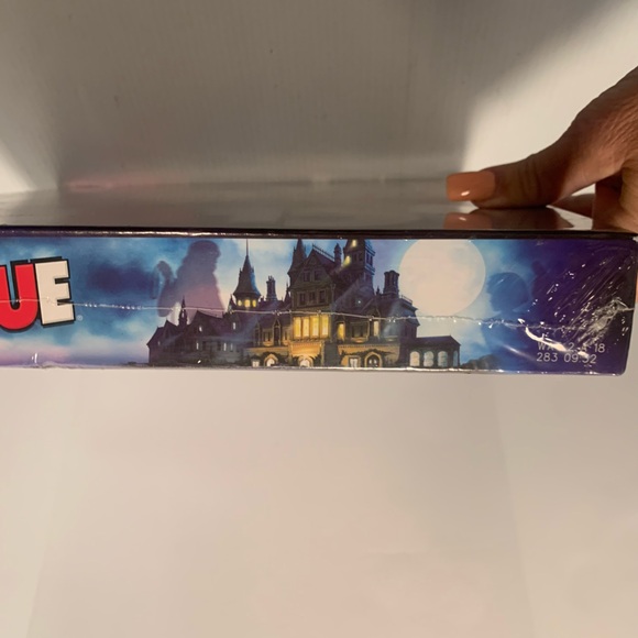 CLUE- The Classic Mystery Board Game w/ Dr. Orchid -by Hasbro: New Sealed - Picture 4 of 4